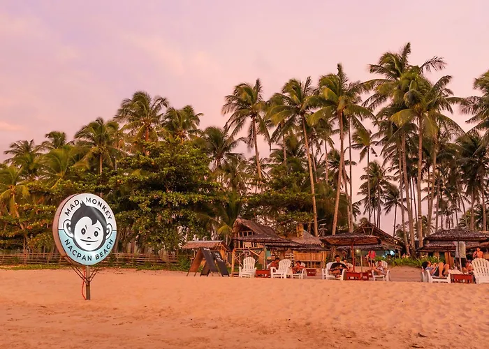 Mad Monkey Hostel Nacpan Beach